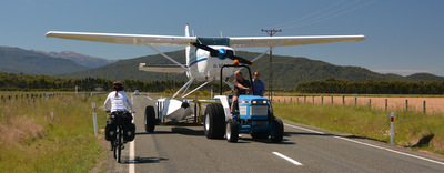 Hidroplane on the road