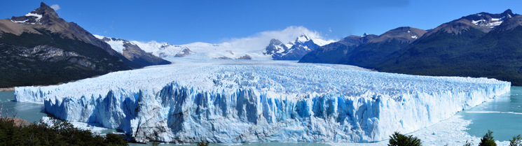 Panorama at the Perito Moreno glacier